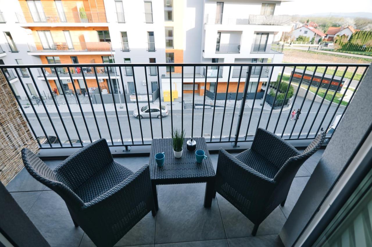 Apartamento Relaksik 60 By Housine Zator Exterior foto